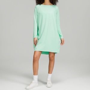 Lululemon Back In Action dress